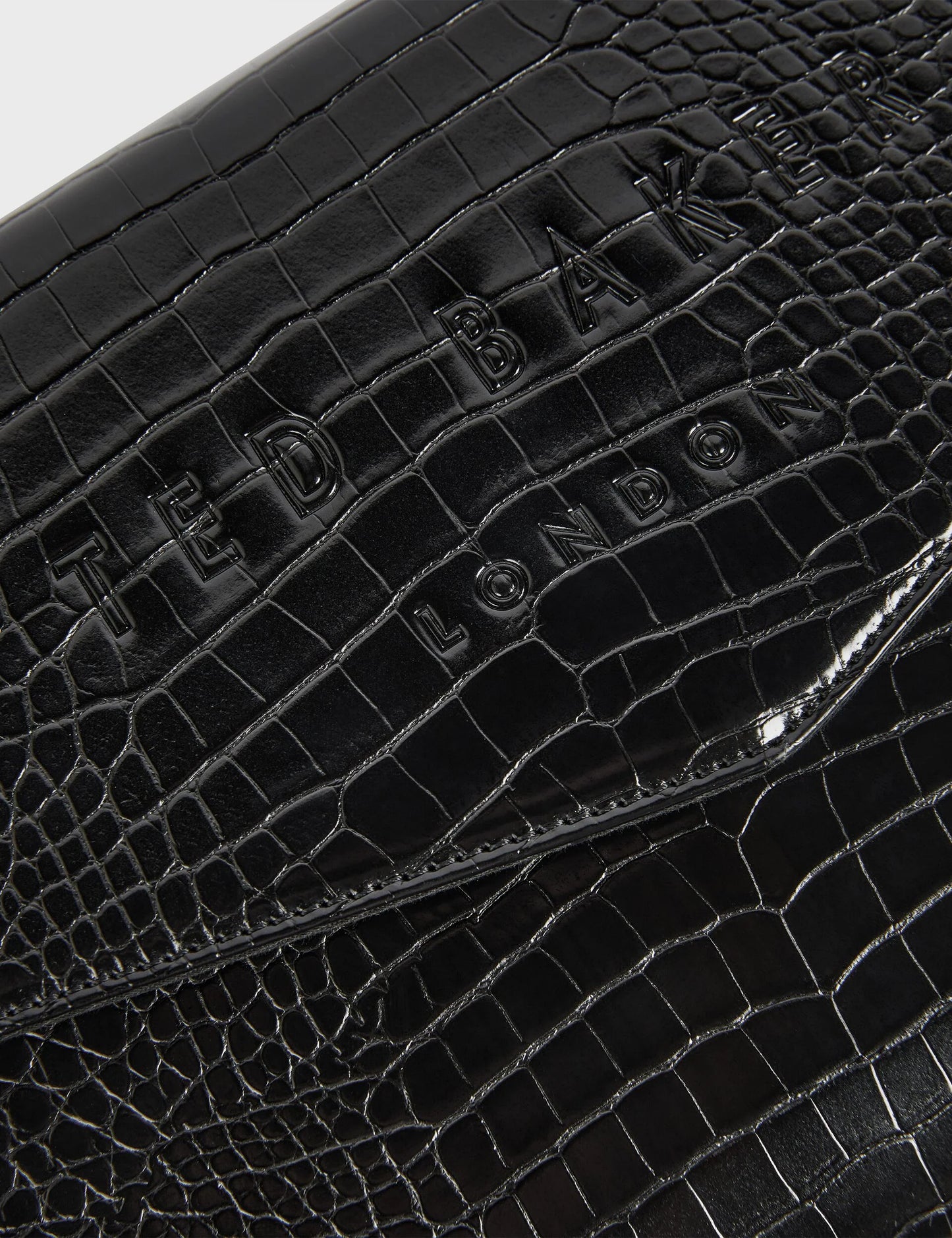 CROCEY | JET-BLACK
