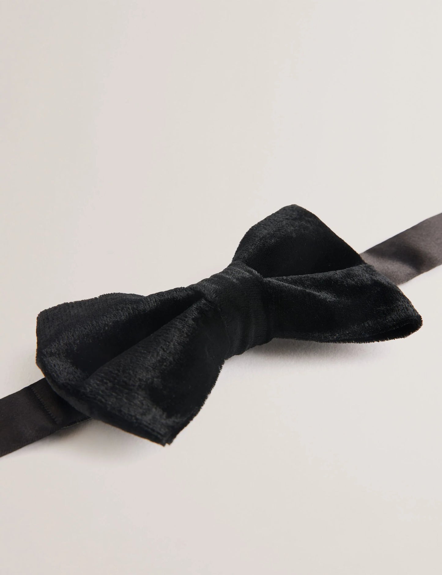 POPOVS | BLACK