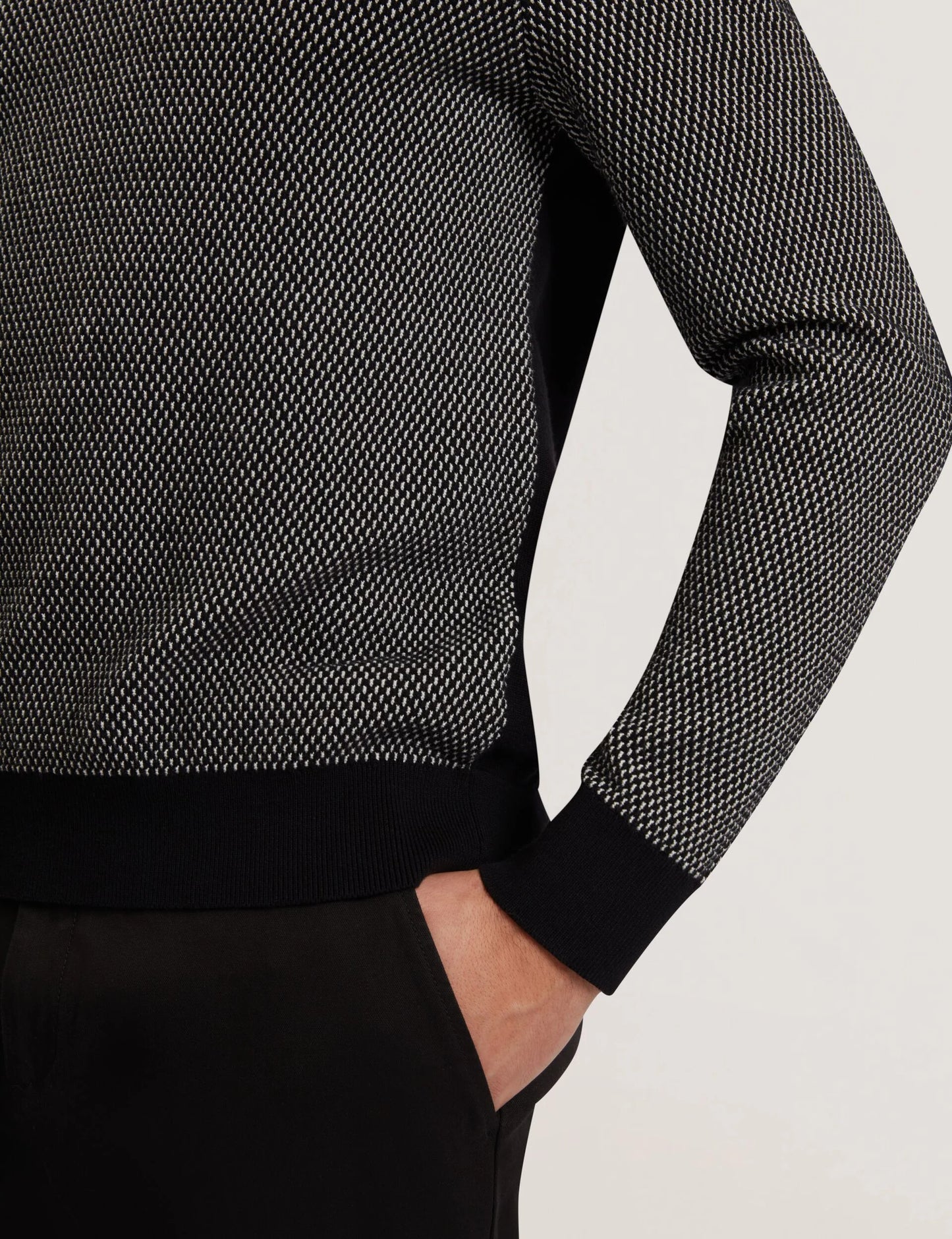 ARDO | BLACK